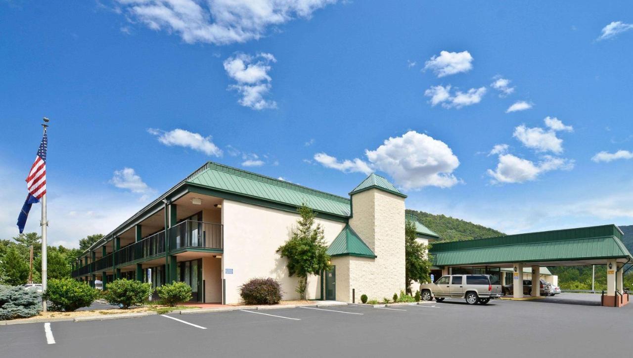 Magnuson Hotel Mountain View Covington Eksteriør billede
